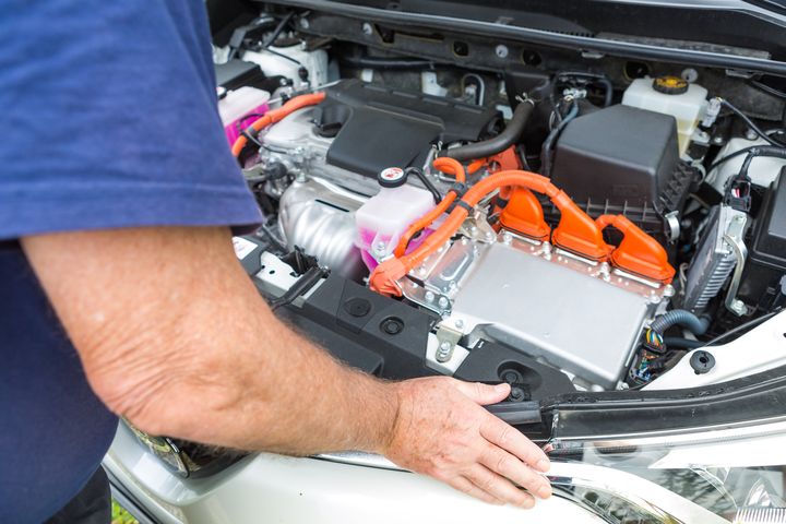 Hybrid Maintenance In Portland, OR Hybrid Maintenance In Portland, OR